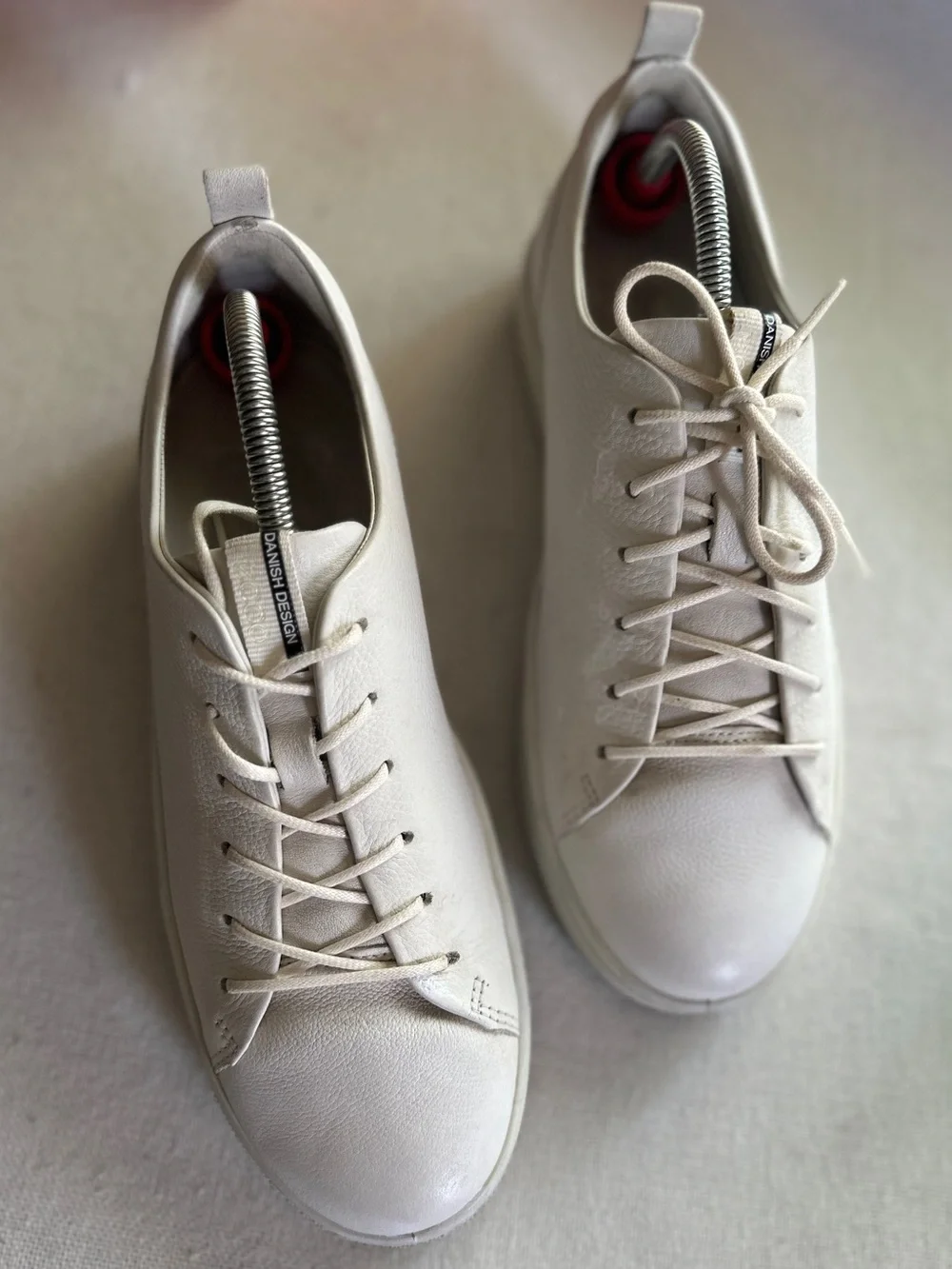 Ecco soft white